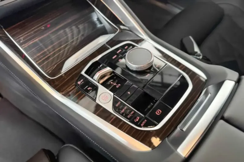 BMW X6 din 2025 cu 5 km - oferta BMW142203 - foto 9