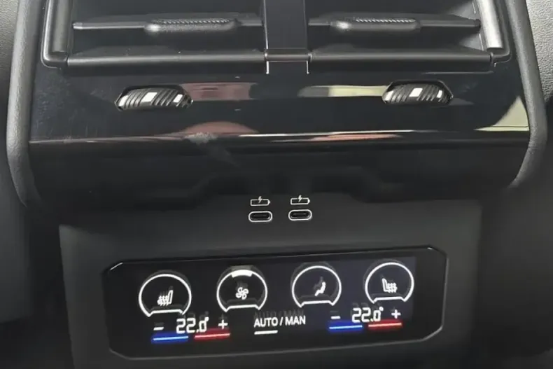 BMW 520 din 2024 cu 10.169 km - oferta BMW142204 - foto 19