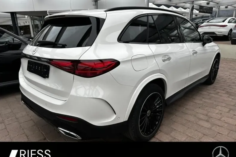 Mercedes-Benz GLC 220 din 2024 cu 14.147 km - oferta MER142210 - foto 3