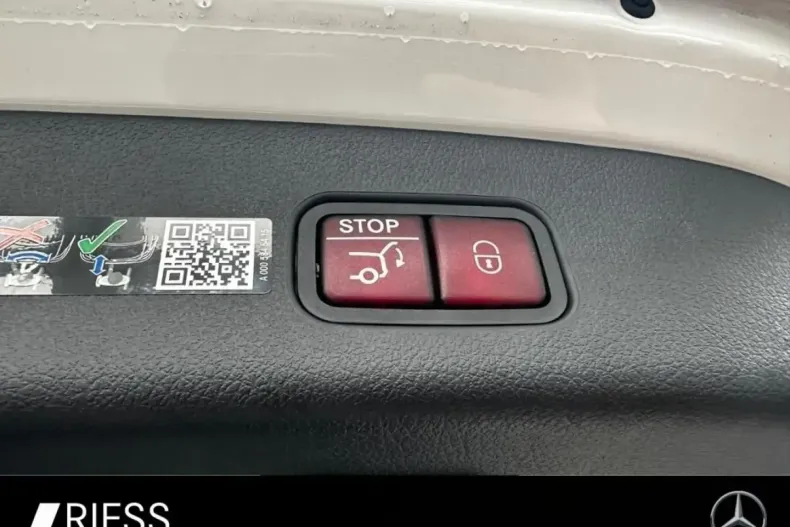 Mercedes-Benz GLC 220 din 2024 cu 14.147 km - oferta MER142210 - foto 9