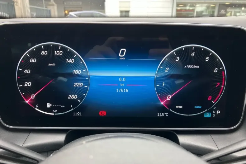 Mercedes-Benz GLC 200 din 2023 cu 17.612 km - oferta MER142211 - foto 11