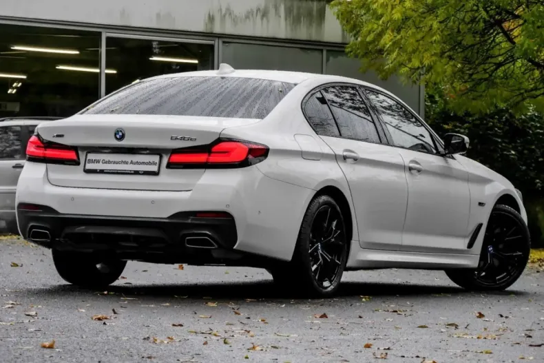 BMW 545 din 2021 cu 74.589 km - oferta BMW142212 - foto 2