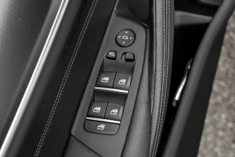 BMW 545 din 2021 cu 74.589 km - oferta BMW142212 - foto 6