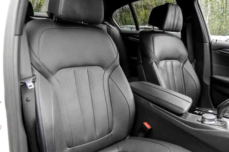 BMW 545 din 2021 cu 74.589 km - oferta BMW142212 - foto 13