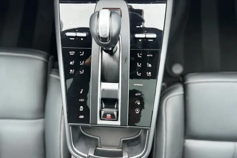 Porsche Macan din 2023 cu 19.000 km - oferta POR142225 - foto 18