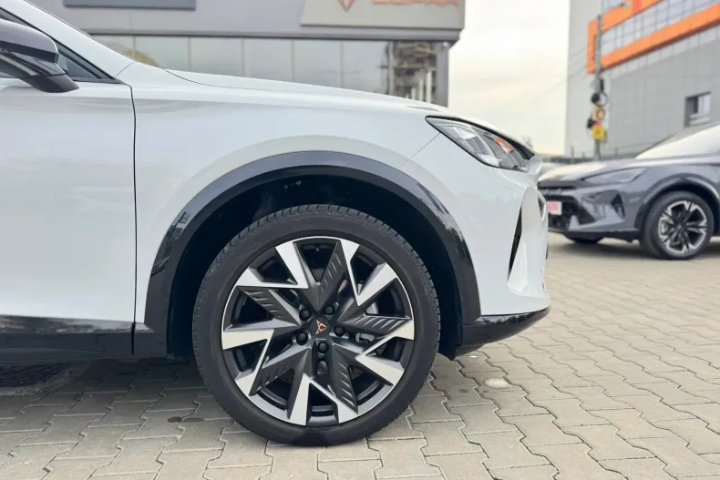 Cupra Formentor din 2025 cu 3.085 km - oferta CUP142254 - foto 10