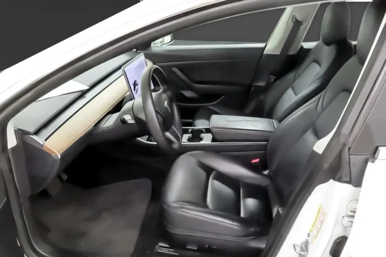 Tesla Model 3 din 2020 cu 138.700 km - oferta TES142259 - foto 3