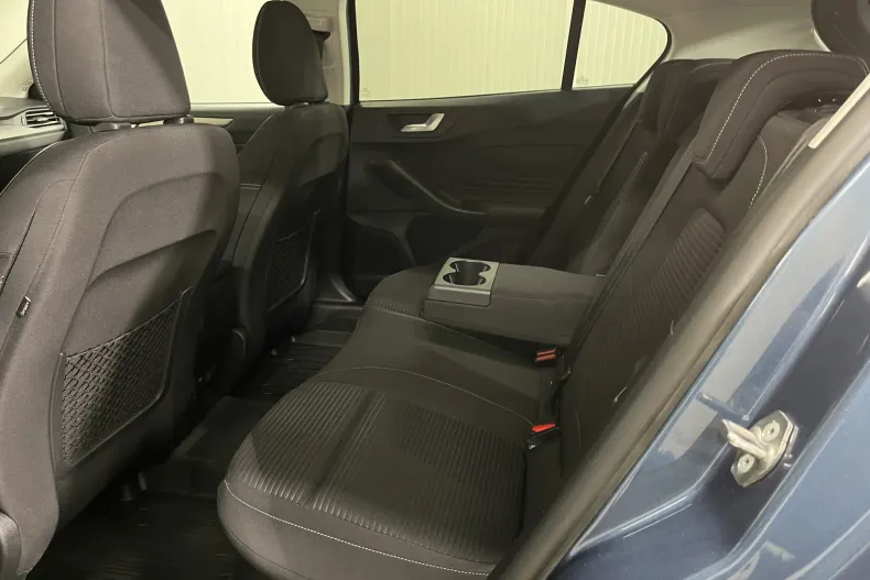 Ford Focus din 2020 cu 71.287 km - oferta FOR142263 - foto 11