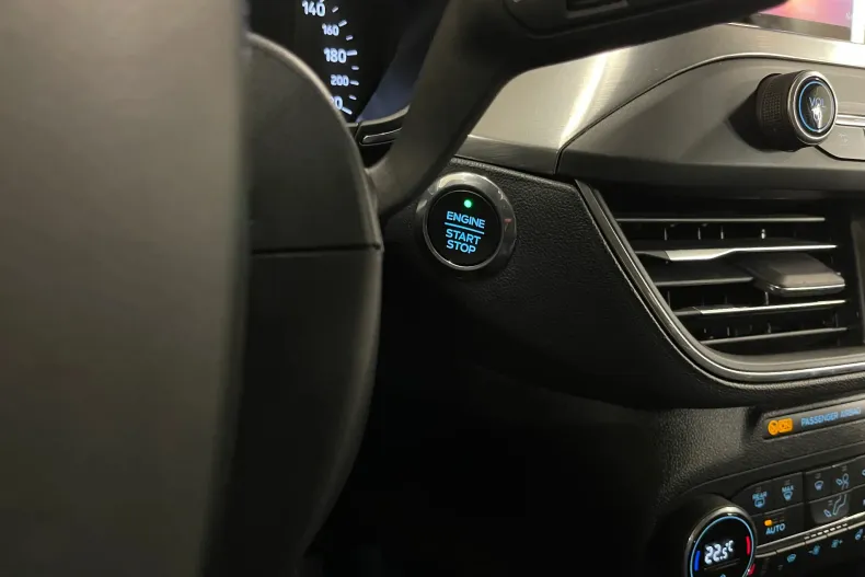 Ford Focus din 2020 cu 71.287 km - oferta FOR142263 - foto 19