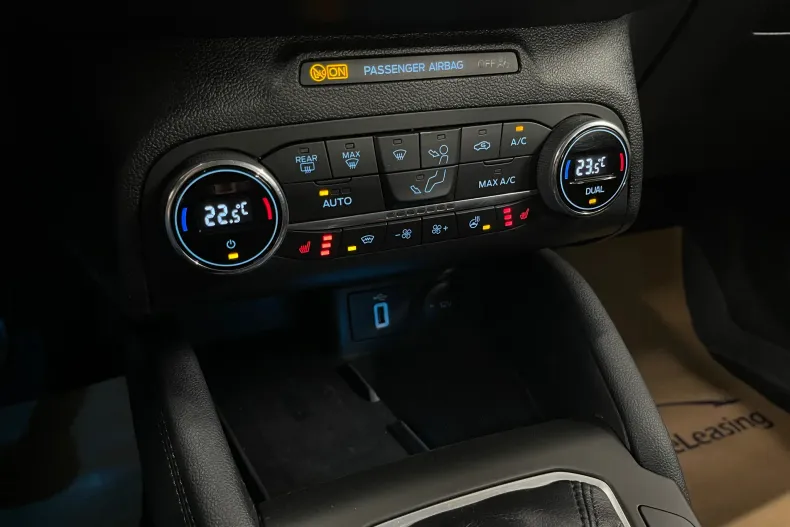 Ford Focus din 2020 cu 71.287 km - oferta FOR142263 - foto 23