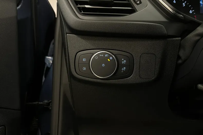 Ford Focus din 2020 cu 71.287 km - oferta FOR142263 - foto 24