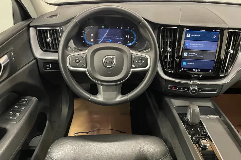 Volvo XC60 din 2021 cu 136.886 km - oferta VOL142266 - foto 6
