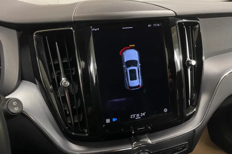 Volvo XC60 din 2021 cu 136.886 km - oferta VOL142266 - foto 14