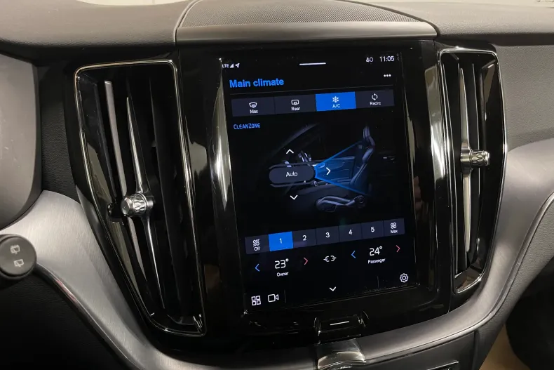 Volvo XC60 din 2021 cu 136.886 km - oferta VOL142266 - foto 18