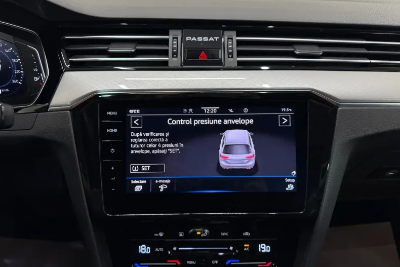 Volkswagen Passat din 2021 cu 129.813 km - oferta VOL142267 - foto 18