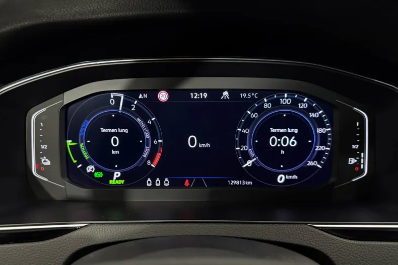 Volkswagen Passat din 2021 cu 129.813 km - oferta VOL142267 - foto 30