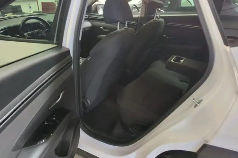 Hyundai TUCSON din 2021 cu 64.050 km - oferta HYU142274 - foto 9