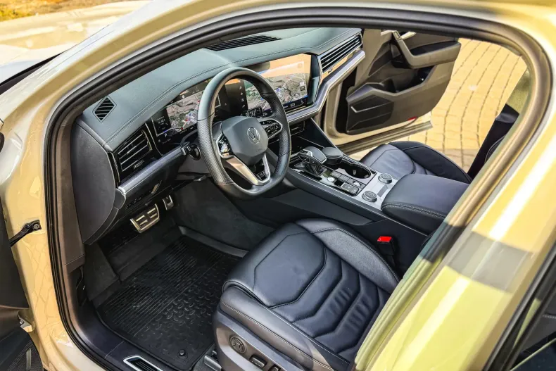 Volkswagen Touareg din 2023 cu 35.820 km - oferta VOL142287 - foto 11