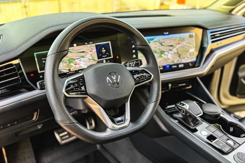 Volkswagen Touareg din 2023 cu 35.820 km - oferta VOL142287 - foto 12