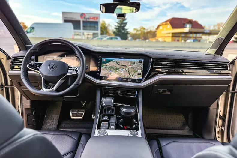 Volkswagen Touareg din 2023 cu 35.820 km - oferta VOL142287 - foto 22