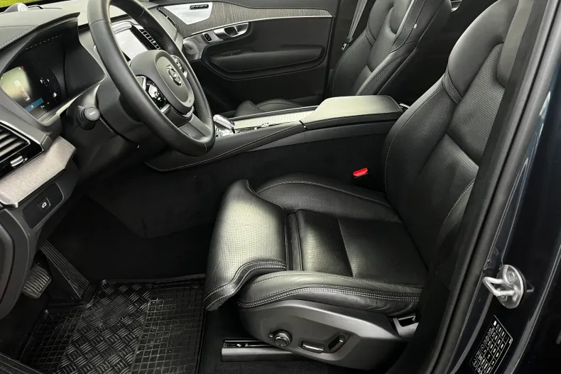 Volvo XC90 din 2023 cu 38.523 km - oferta VOL142305 - foto 10