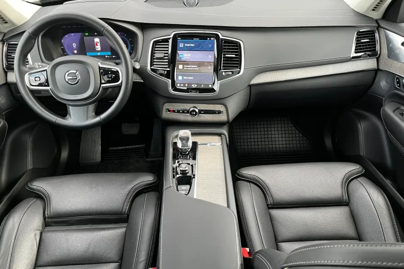 Volvo XC90 din 2023 cu 38.523 km - oferta VOL142305 - foto 14