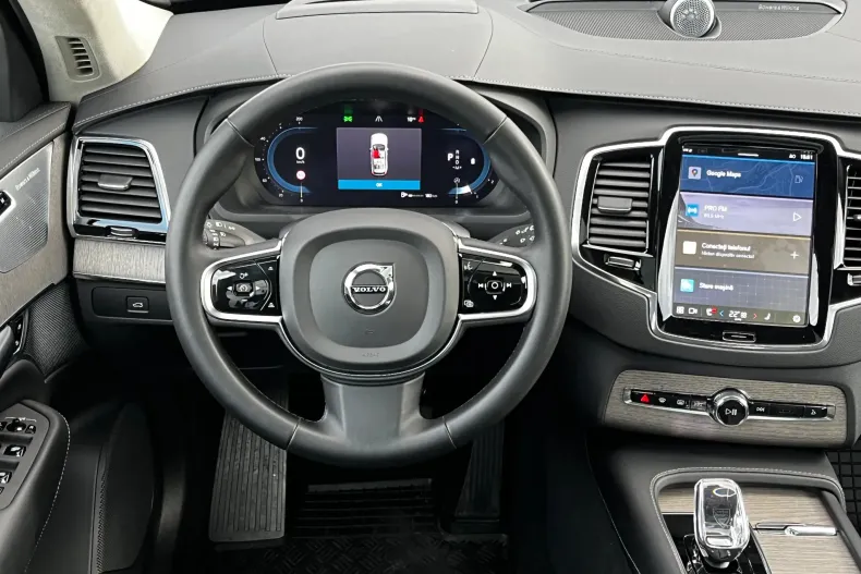 Volvo XC90 din 2023 cu 38.523 km - oferta VOL142305 - foto 15
