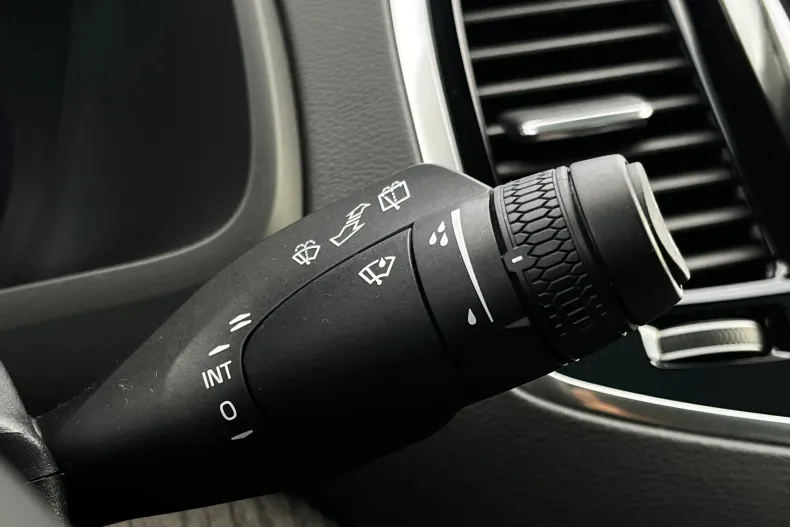 Volvo XC90 din 2023 cu 38.523 km - oferta VOL142305 - foto 20