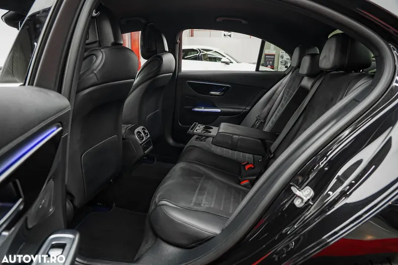 Mercedes-Benz C 200 AMG Line din 2025 cu 3.950 km - oferta MER142314 - foto 7
