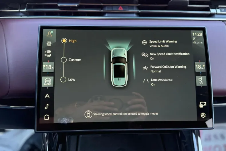 Land Rover Range Rover Sport din 2024 cu 7.001 km - oferta LAN142333 - foto 14