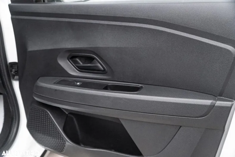 Dacia Jogger din 2023 cu 97.000 km - oferta DAC142343 - foto 31