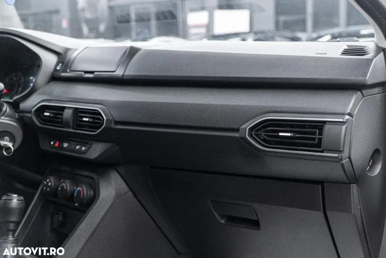 Dacia Jogger din 2023 cu 97.000 km - oferta DAC142343 - foto 36