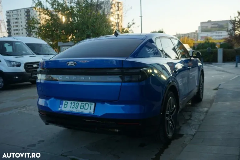 Ford Capri din 2025 cu 1.446 km - oferta FOR142366 - foto 7