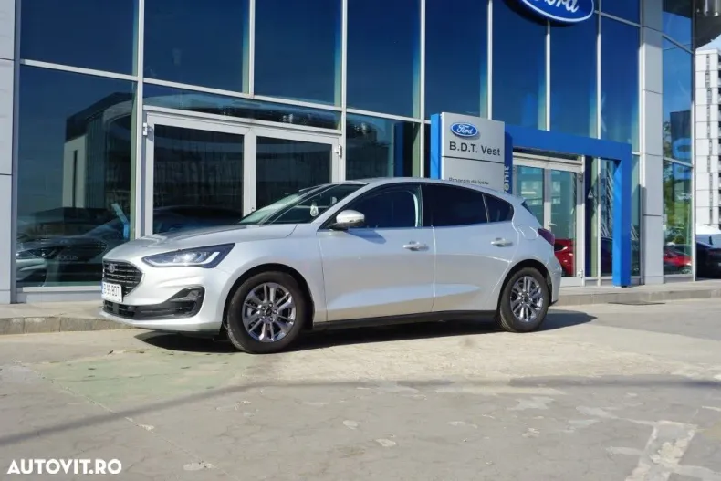 Ford Focus din 2024 cu 3.816 km - oferta FOR142367 - foto 1