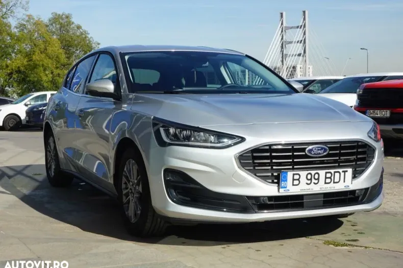 Ford Focus din 2024 cu 3.816 km - oferta FOR142367 - foto 3