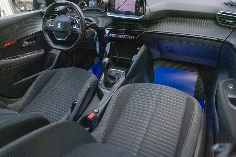 Peugeot 208 din 2020 cu 97.000 km - oferta PEU142375 - foto 5