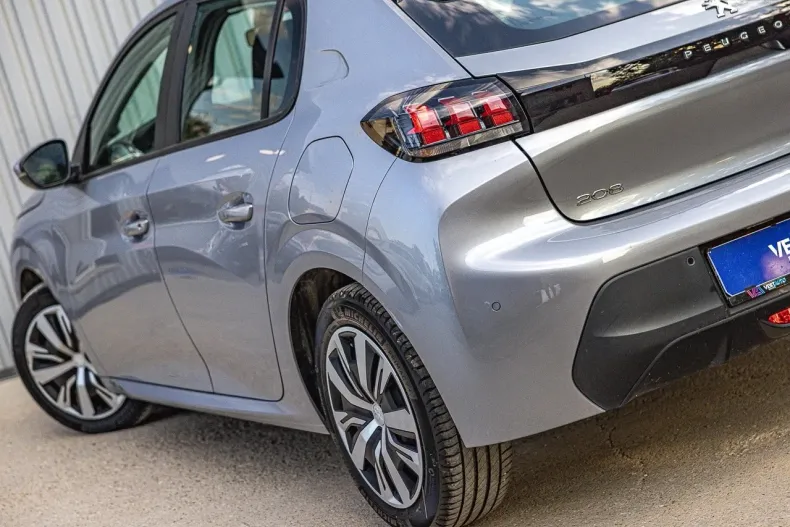 Peugeot 208 din 2020 cu 97.000 km - oferta PEU142375 - foto 11