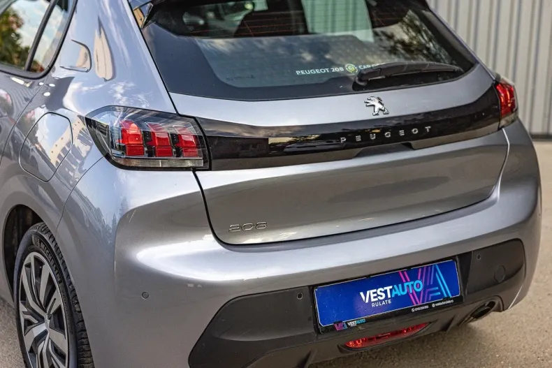 Peugeot 208 din 2020 cu 97.000 km - oferta PEU142375 - foto 32