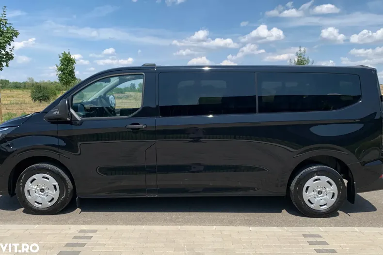 Ford Tourneo Custom din 2025 cu 26.020 km - oferta FOR142380 - foto 2