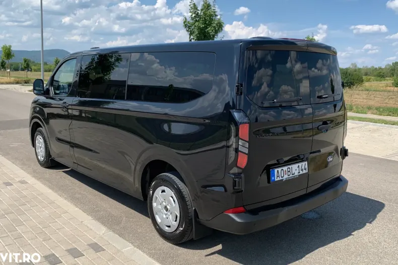 Ford Tourneo Custom din 2025 cu 26.020 km - oferta FOR142380 - foto 3
