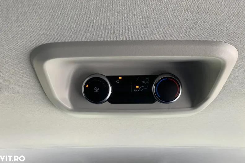 Ford Tourneo Custom din 2025 cu 26.020 km - oferta FOR142380 - foto 14