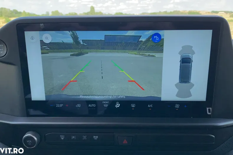 Ford Tourneo Custom din 2025 cu 26.020 km - oferta FOR142380 - foto 16