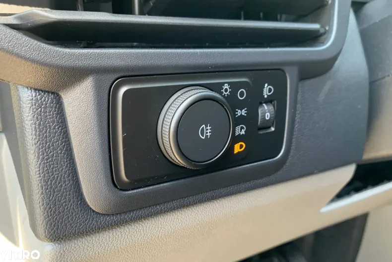 Ford Tourneo Custom din 2025 cu 26.020 km - oferta FOR142380 - foto 18