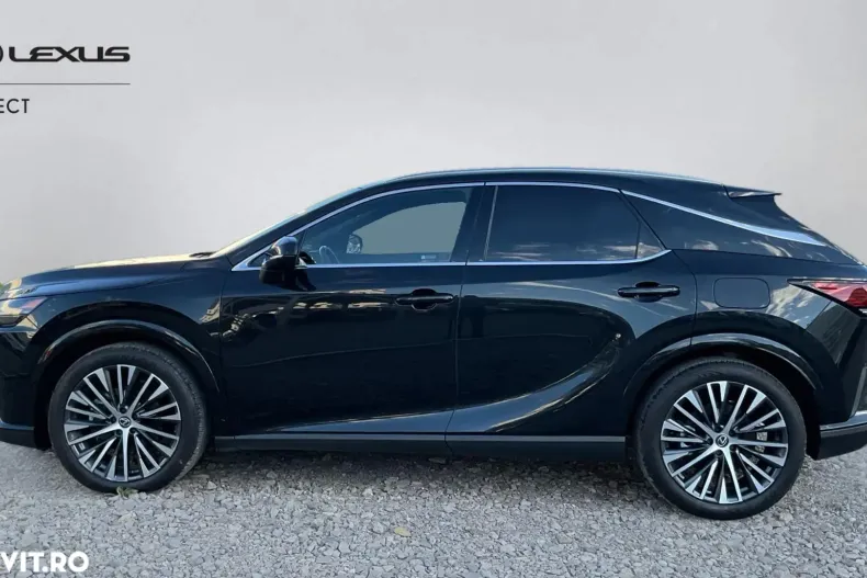 Lexus Seria RX din 2023 cu 18.239 km - oferta LEX142385 - foto 3