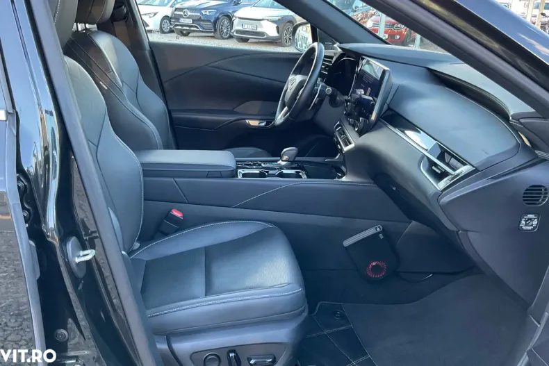 Lexus Seria RX din 2023 cu 16.006 km - oferta LEX142386 - foto 11