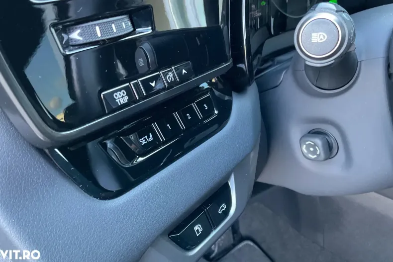 Lexus Seria RX din 2023 cu 16.006 km - oferta LEX142386 - foto 30