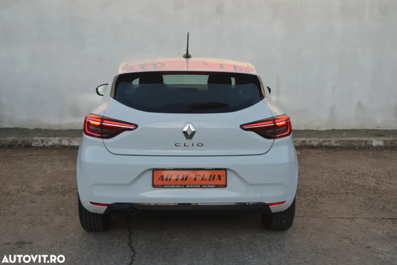 Renault Clio din 2021 cu 3.749 km - oferta REN142392 - foto 5