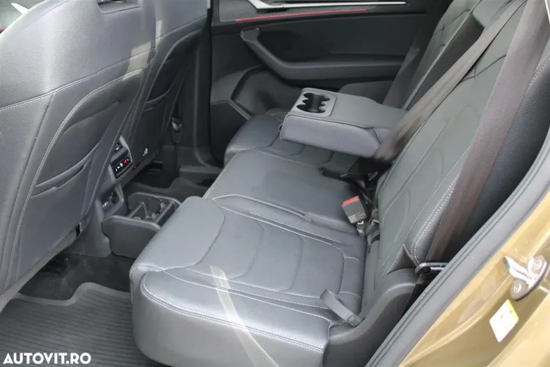 Skoda Kodiaq din 2024 cu 13.906 km - oferta SKO142452 - foto 12