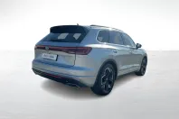 Volkswagen Touareg din 2024 cu 52.152 km - oferta VOL142457 - foto 5