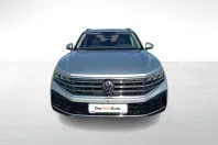 Volkswagen Touareg din 2024 cu 52.152 km - oferta VOL142457 - foto 8